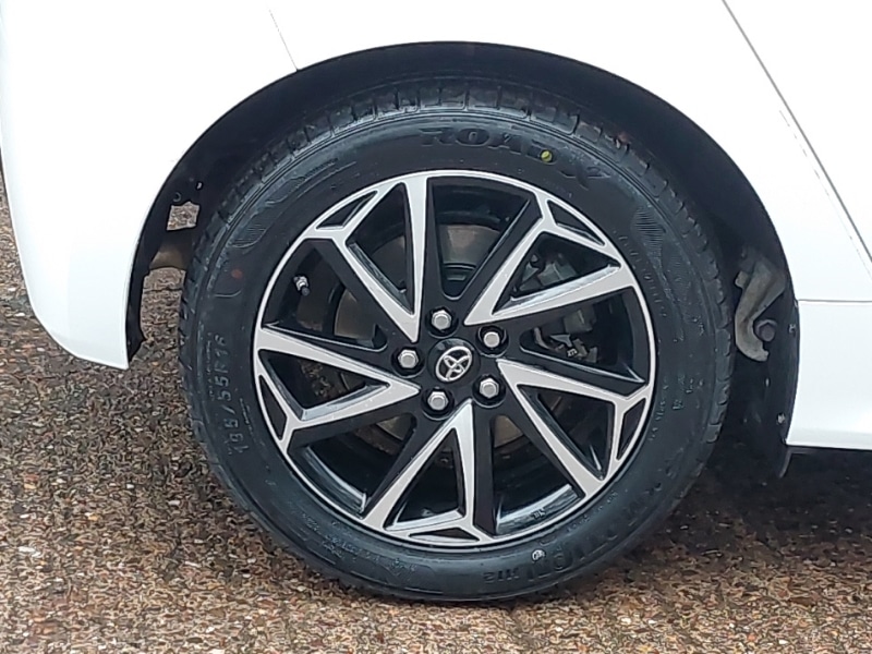 Used Toyota Yaris 2020 for sale - 77605797: Photo 14