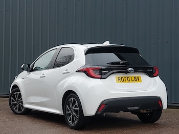 Used Toyota Yaris 2020 for sale - 77605797: Photo