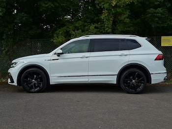 Used Volkswagen Tiguan Allspace 2024 for sale - 79642452: Photo