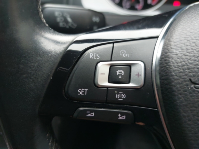 Used Volkswagen Golf 2020 for sale - 76613809: Photo 15