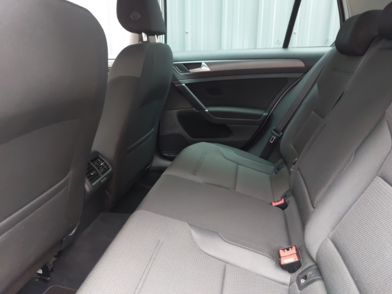 Used Volkswagen Golf 2020 for sale - 76613809: Photo 6