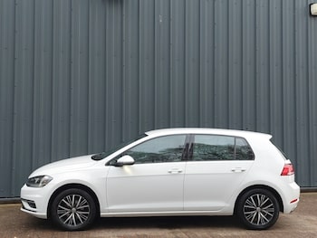 Used Volkswagen Golf 2019 for sale - 76906821: Photo