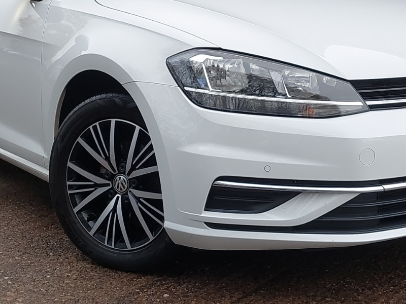 Used Volkswagen Golf 2019 for sale - 76906821: Photo 9