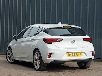 Used Vauxhall Astra 2018 for sale - 76177976: Photo