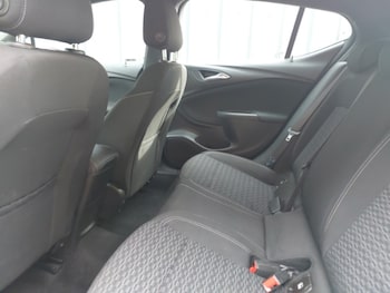 Used Vauxhall Astra 2018 for sale - 76177976: Photo