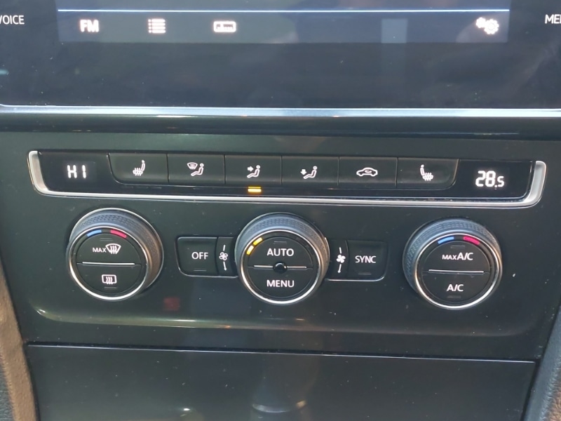 Used Volkswagen Golf 2020 for sale - 77070232: Photo 11