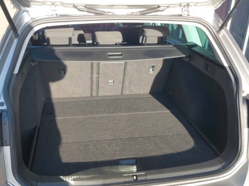 Used Volkswagen Golf 2020 for sale - 77070232: Photo 8