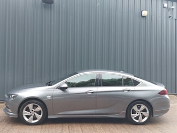 Used Vauxhall Insignia 2019 for sale - 76208478: Photo