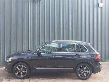 Used Volkswagen Tiguan 2017 for sale - 77169387: Photo