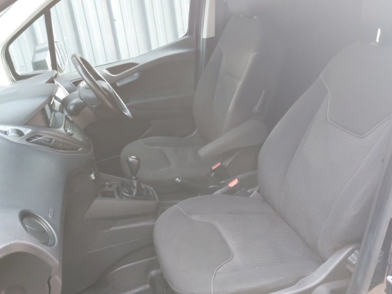 Used Ford Transit Courier 2019 for sale - 76414477: Photo 5