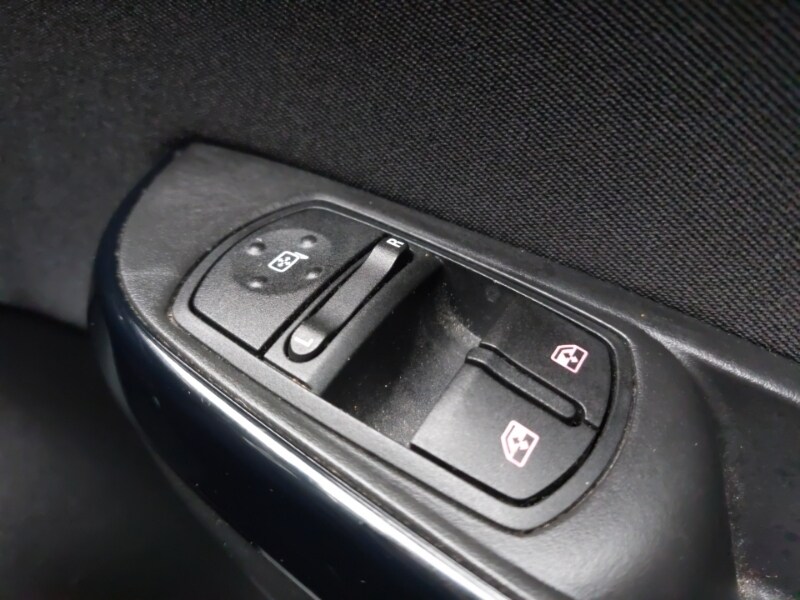 Used Vauxhall Corsa 2018 for sale - 77272884: Photo 17