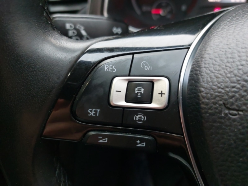 Used Volkswagen T-Roc 2019 for sale - 76800140: Photo 15