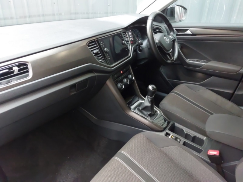 Used Volkswagen T-Roc 2019 for sale - 76800140: Photo 5