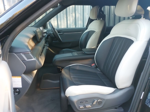 Used Kia EV9 2024 for sale - 76238274: Photo 5