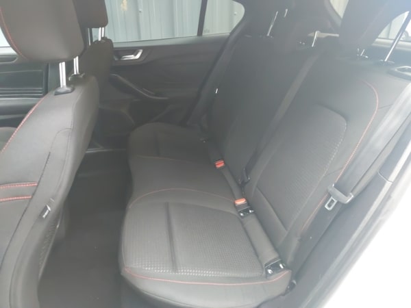 Used Ford Focus 2023 for sale - 76301866: Photo 6