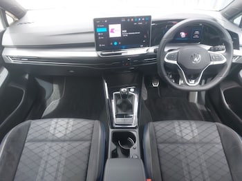 Used Volkswagen Golf 2024 for sale - 78499018: Photo