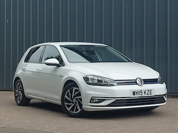 Used Volkswagen Golf 2019 for sale - 75633694: Photo