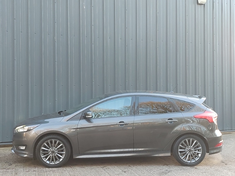 Used Ford Focus 2018 for sale - 76951754: Photo 4