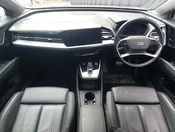 Used Audi Q4 e-tron 2024 for sale - 79207951: Photo