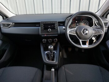 Used Renault Clio 2020 for sale - 78125775: Photo