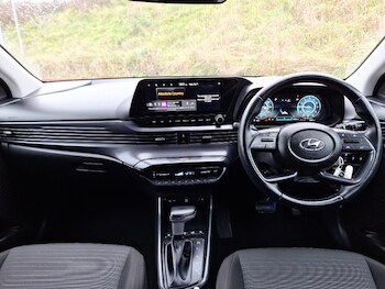 Used Hyundai i20 2023 for sale - 77751434: Photo