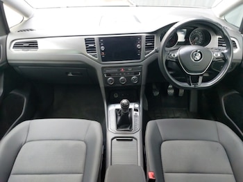 Used Volkswagen Golf SV 2018 for sale - 76493307: Photo