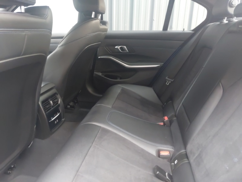 Used BMW 3 Series 2024 for sale - 76639377: Photo 6