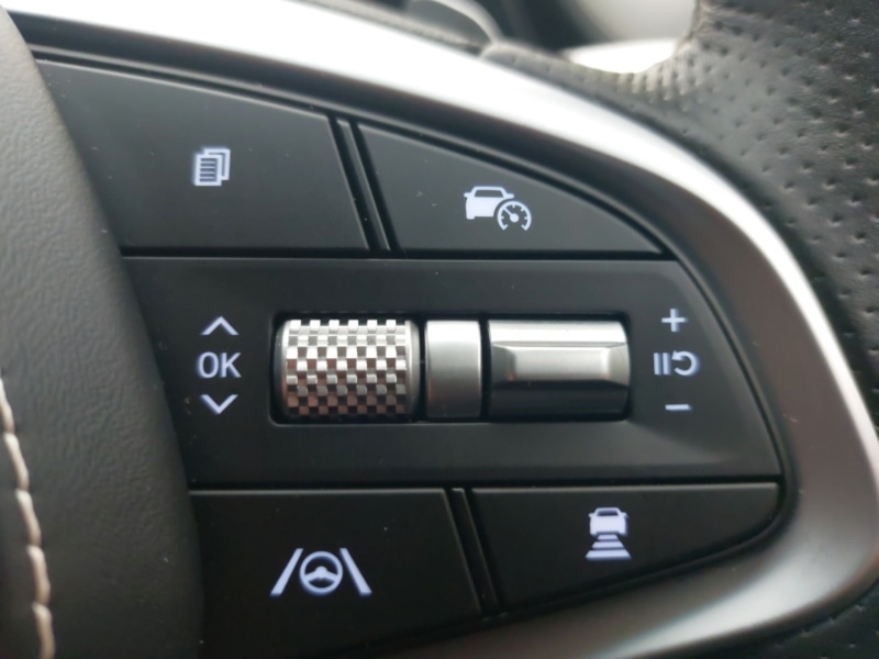 Used Genesis GV70 2024 for sale - 77933067: Photo 15