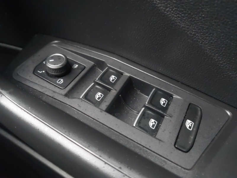 Used Volkswagen T-Roc 2019 for sale - 76779868: Photo 18