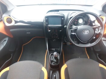 Used Toyota AYGO 2019 for sale - 78403392: Photo