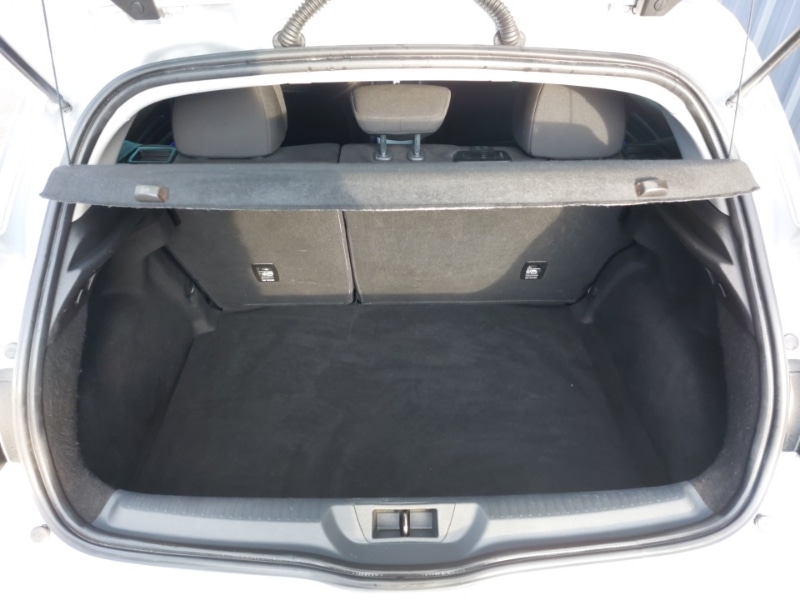 Used Renault Megane 2017 for sale - 76924905: Photo 8