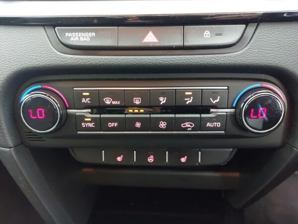 Used Kia XCeed 2022 for sale - 75993349: Photo 17