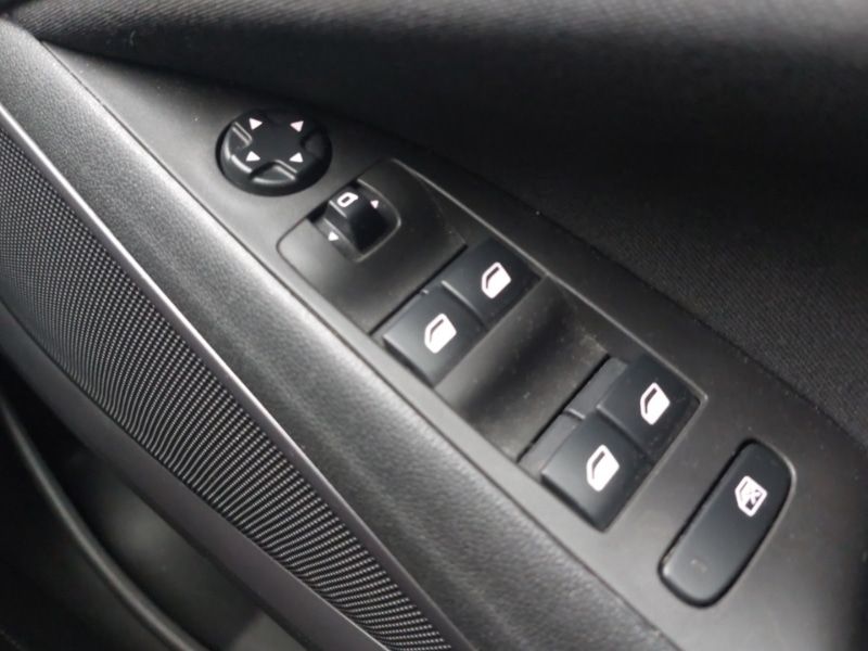 Used Vauxhall Crossland X 2018 for sale - 77503410: Photo 19