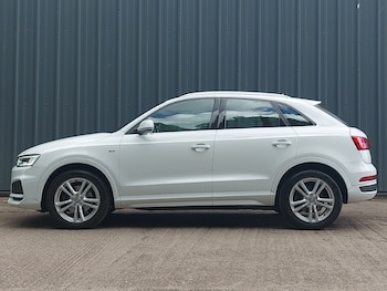 Used Audi Q3 2017 for sale - 79376298: Photo