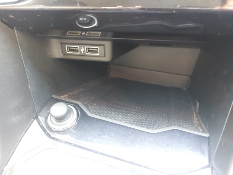 Used Volkswagen T-Roc 2018 for sale - 76053132: Photo 13