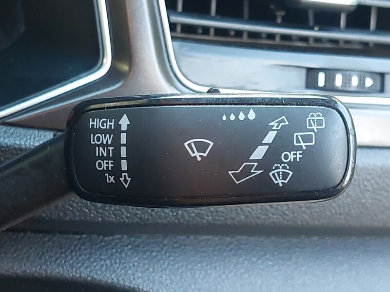 Used Volkswagen T-Roc 2018 for sale - 76053132: Photo 18