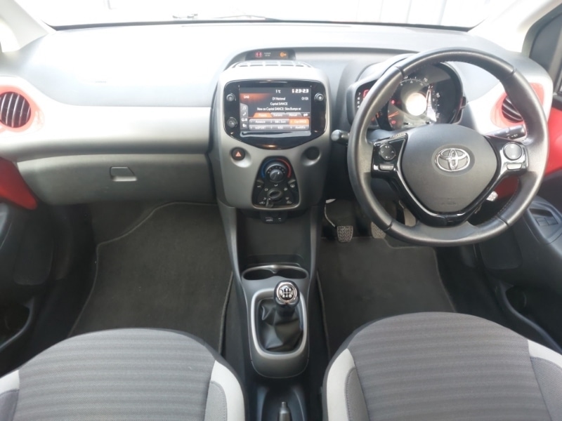 Used Toyota AYGO 2020 for sale - 77530970: Photo 2