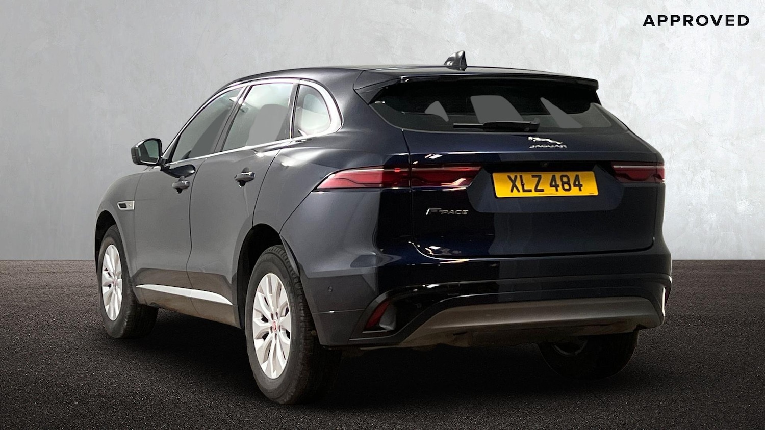 Used Jaguar F-Pace 2021 for sale - 76083707: Photo 2