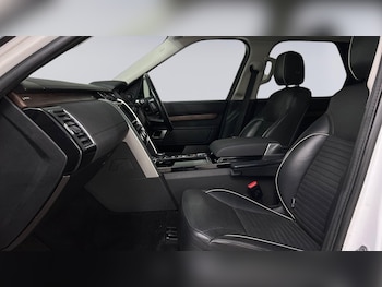 Used Land Rover Discovery 2018 for sale - 75687334: Photo