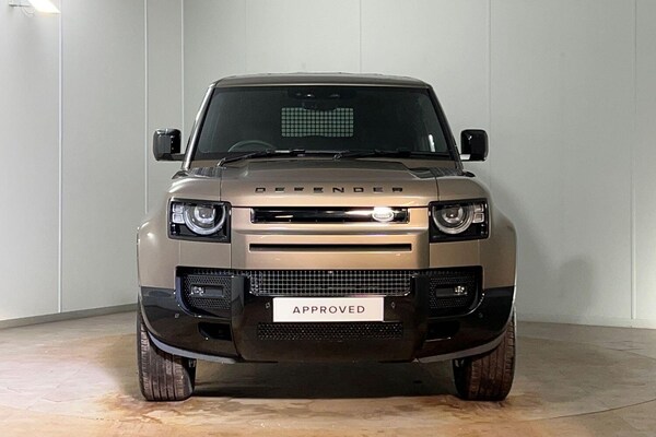Used Land Rover Defender 90 2025 for sale - 76214958: Photo 7