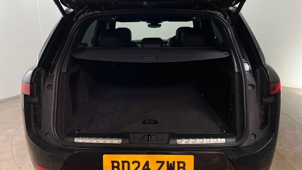 Used Land Rover Range Rover Sport 2024 for sale - 75269434: Photo 10