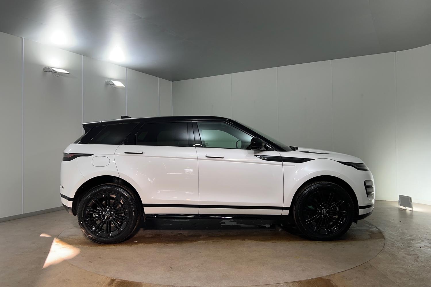 Used Land Rover Range Rover Evoque 2025 for sale - 76189586: Photo 5
