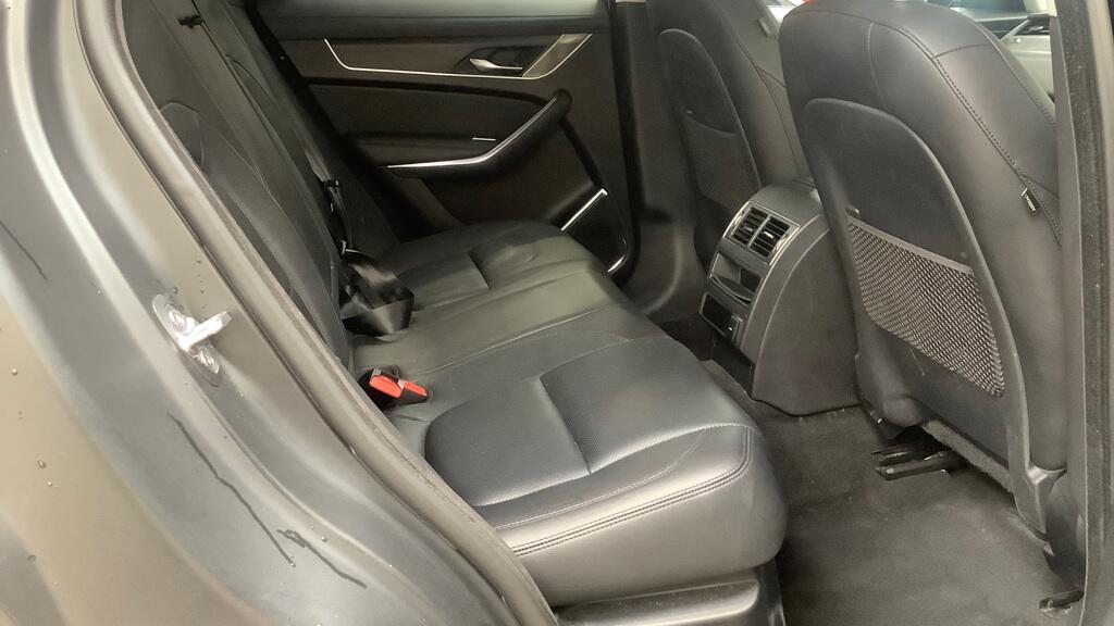 Used Jaguar F-Pace 2022 for sale - 76099411: Photo 8