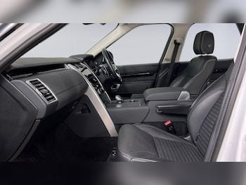 Used Land Rover Discovery 2023 for sale - 75507741: Photo