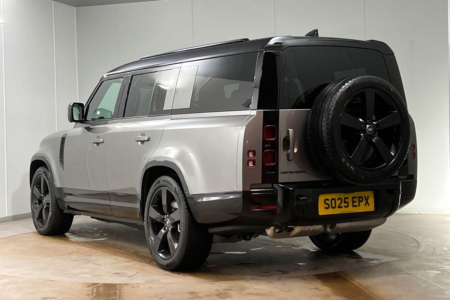 Used Land Rover Defender 2025 for sale - 76189349: Photo 2