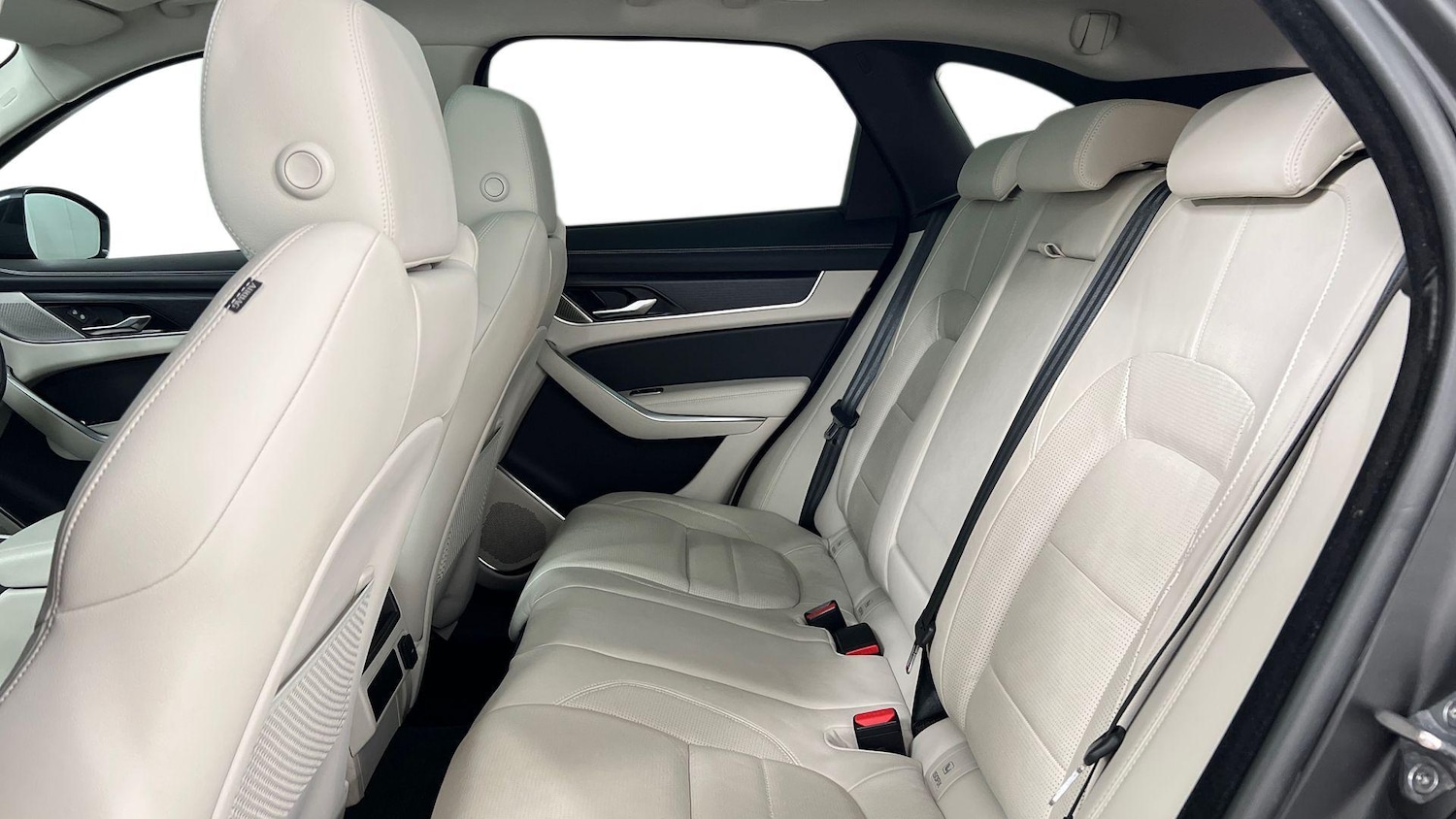 Used Jaguar F-Pace 2022 for sale - 76121376: Photo 4