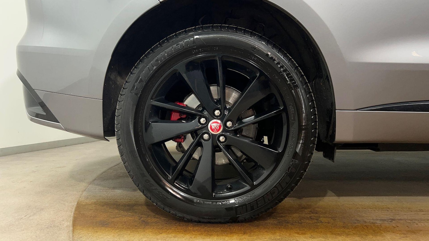 Used Jaguar F-Pace 2022 for sale - 76121376: Photo 8