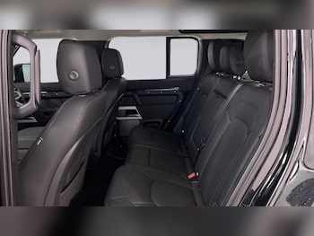Used Land Rover Defender 110 2022 for sale - 75363559: Photo