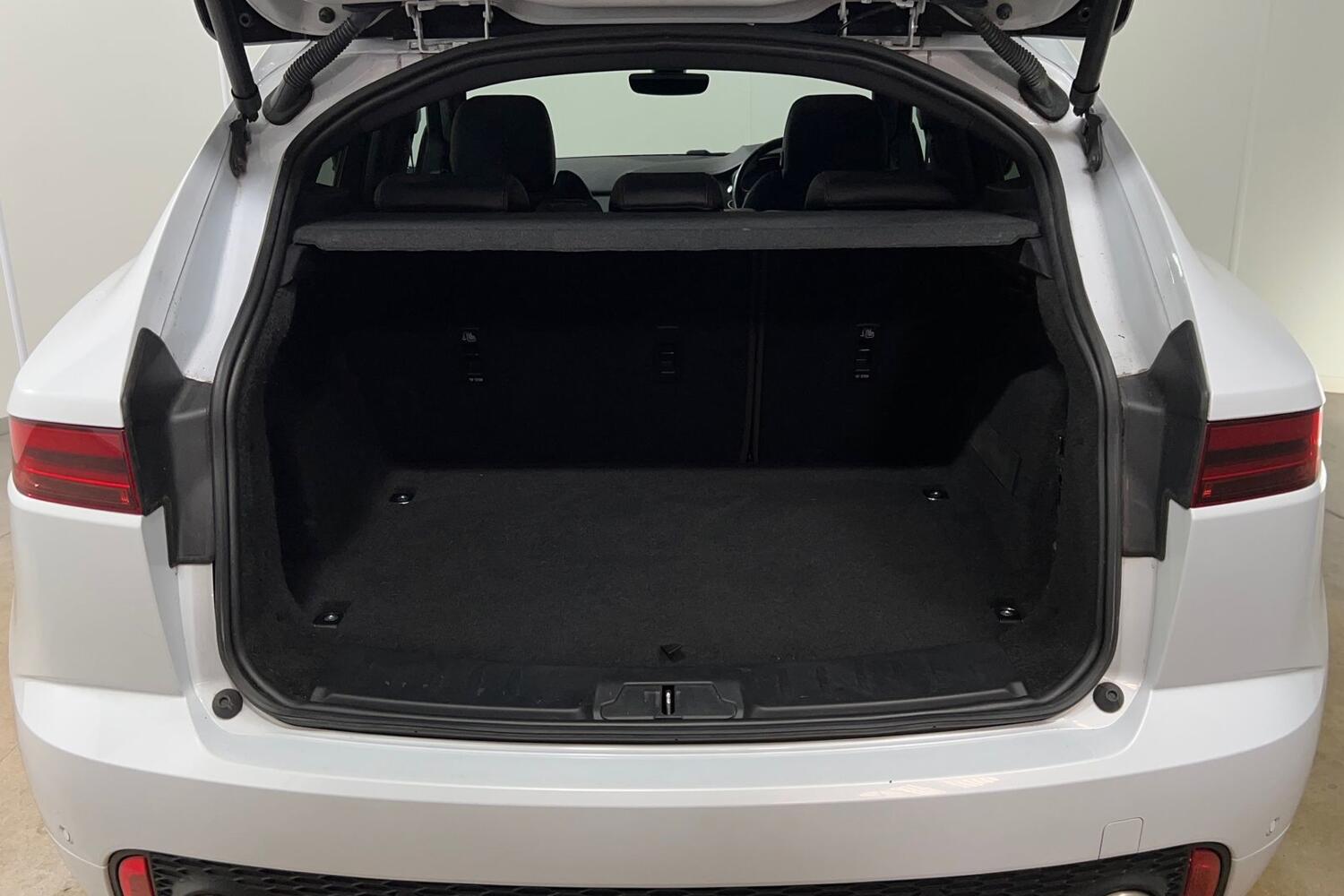 Used Jaguar E-Pace 2021 for sale - 76099123: Photo 10