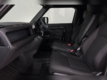 Used Land Rover Defender 90 2025 for sale - 76214046: Photo 3